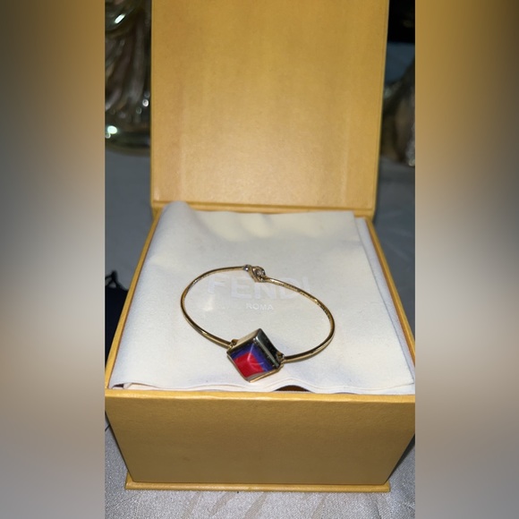 Fendi Bracelet - Picture 2 of 11